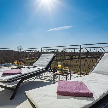 Angie With Heated Pool * Vodnjan