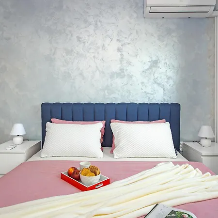 Angie With Heated Pool Vila