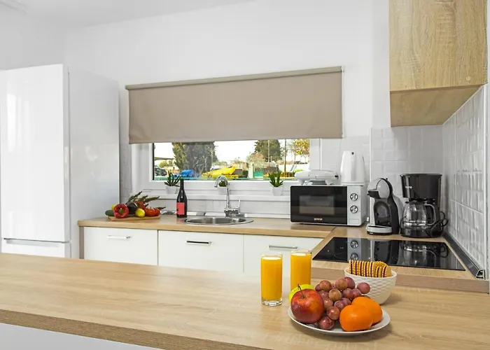 Angie With Heated Pool * Vodnjan