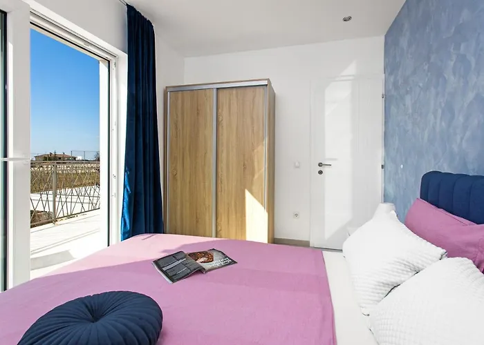 Angie With Heated Pool Βίλα Vodnjan