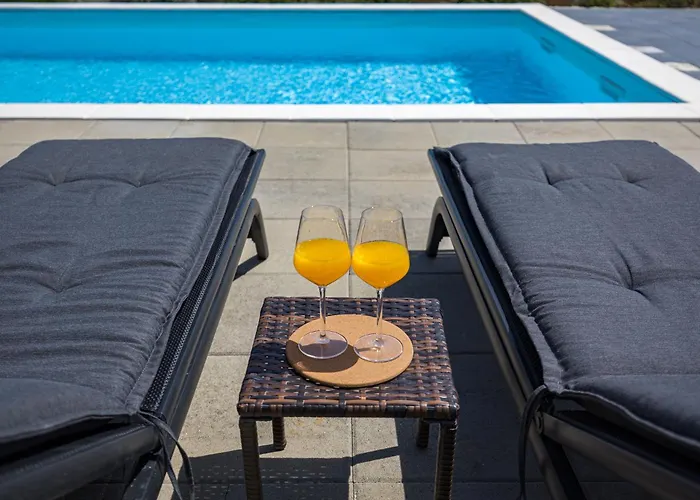 Βίλα Angie With Heated Pool Vodnjan